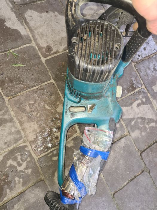 Makita pilarka elektryczna