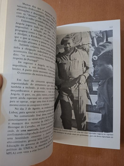Jonas Savimbi, Um desafio à Ditadura Comunista em Angola