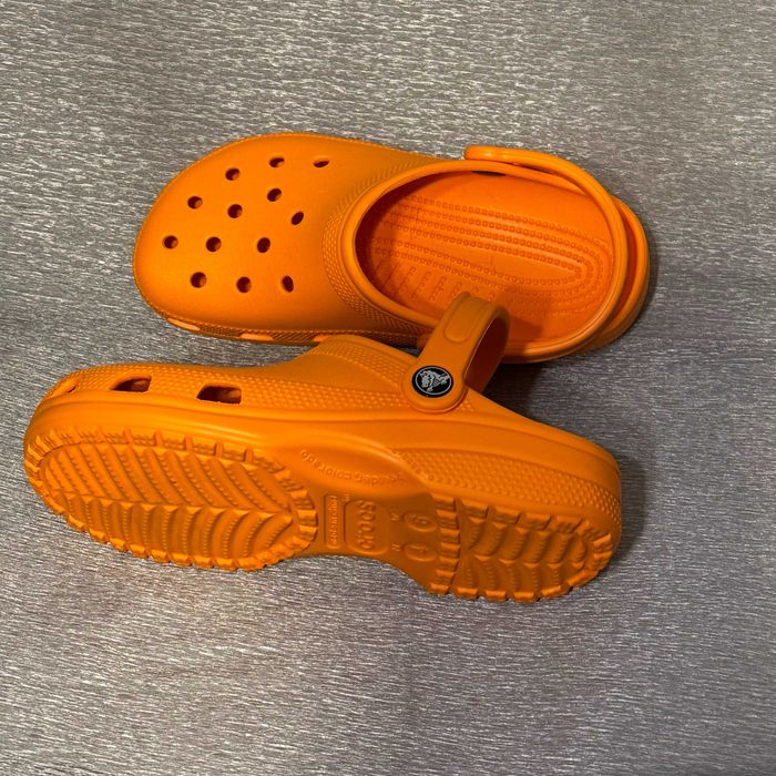Crocs autênticas cor de laranja socas tangerina 36/37