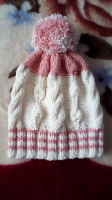 Продам вязаную шапку