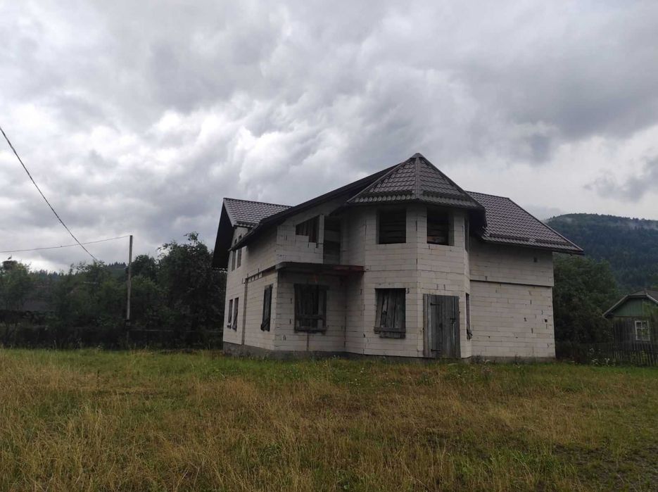 Будинок у Карпатах | 157 м², 8 соток | Панорамні краєвиди | Вигідна інвестиція
