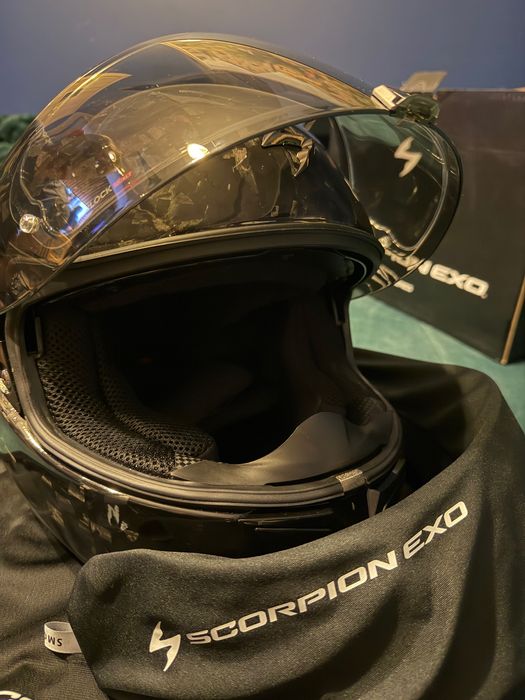 Kask scorpion onyx carbon