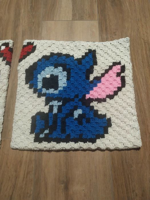 Stich & Angel poszewki na poduszkę na szydełku