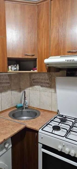 Продається 2-о кімнатна квартира вул. Л.ЖАБОТИНСЬКОГО 3/5