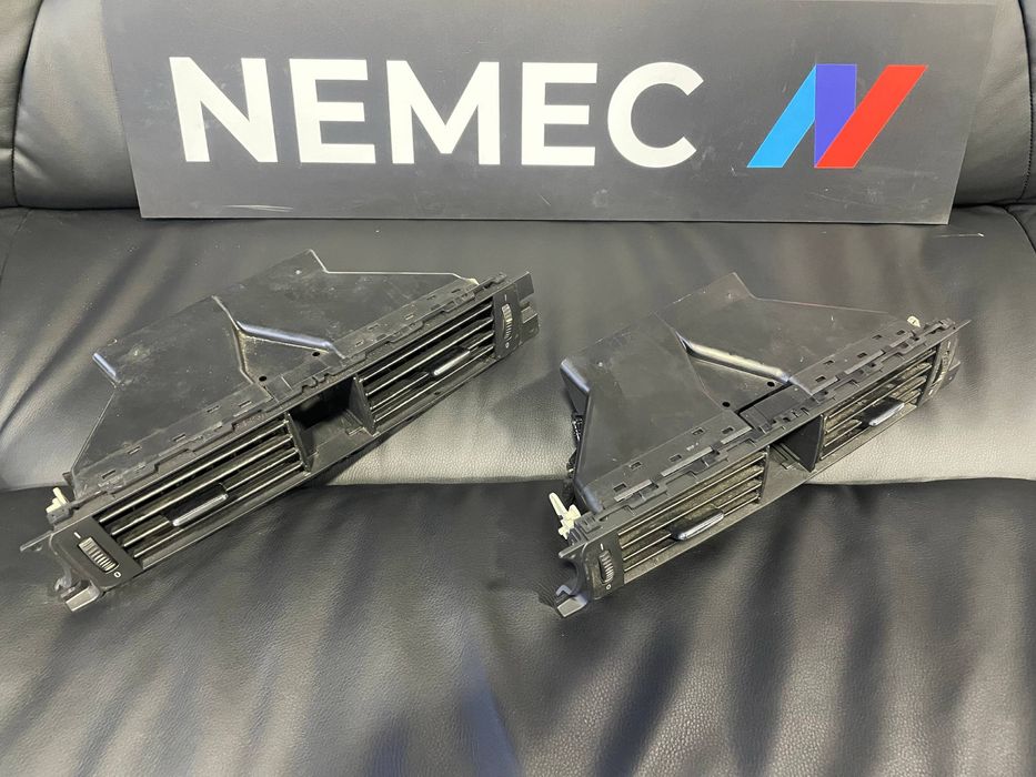 Дефлектор центральний решітка обдува BMW 3 E92 E93 розборка