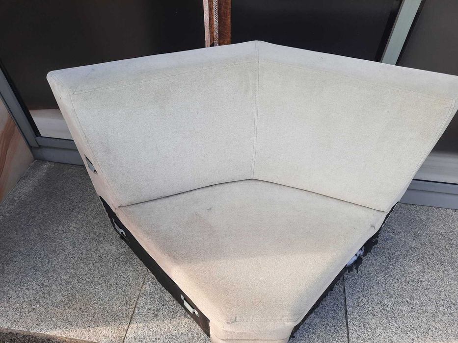 Fotel sofa kanapa jasna do domu biura poczekalni posłanie psa kota