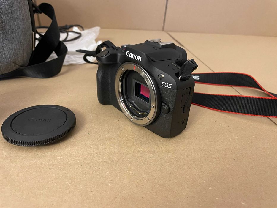 Canon EOS R100 + RF-S 18-45 mm f/4.5-6.3 IS STM + Torba NOWY Gwarancja