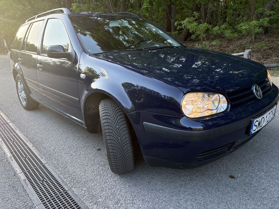 VW Golf 2006r. 1.6 B+G
