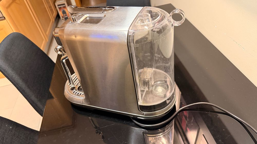 Maquina Café Nespresso Creatista PLus