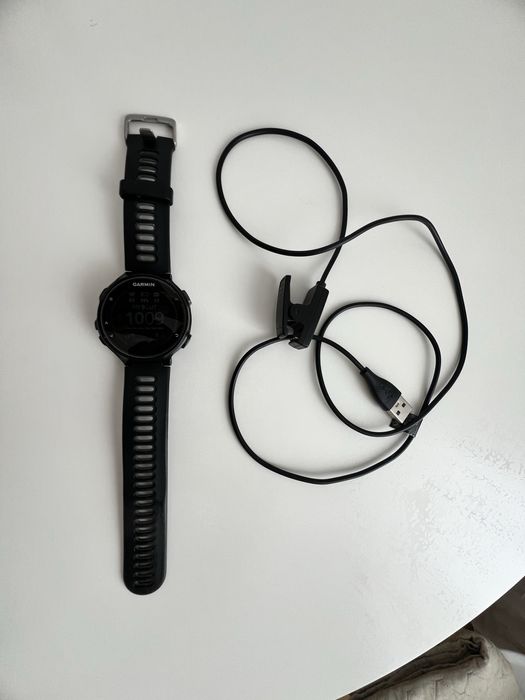 Garmin Forerunner 735XT