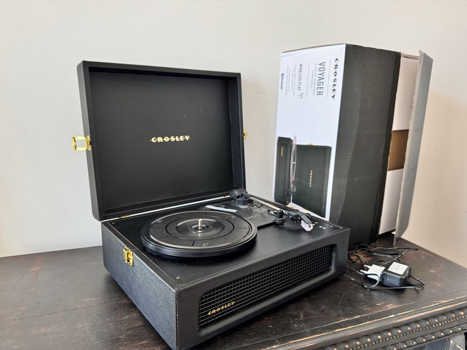 Вініловий програвач Crosley Voyager Black (під ремонт)