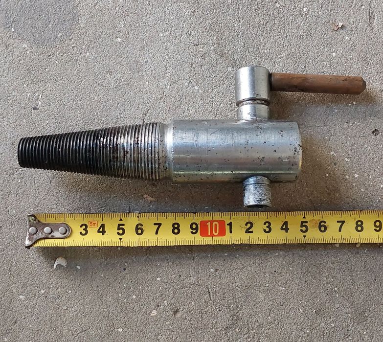 Кран для винной бочки