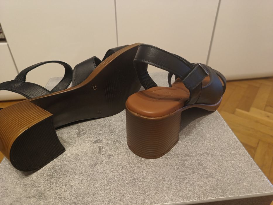 Czarne sandały na słupku Saway Samini rozmiar 38