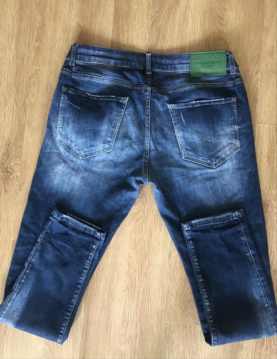 Джинси dsquared2