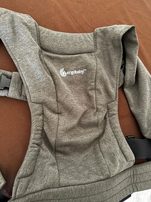 Ergobaby Embrace
