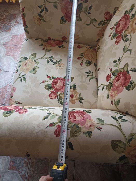 Sprzedam sofę i dwa fotele