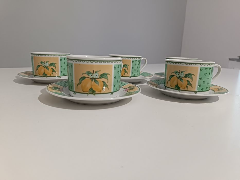 Serwis kawowo / herbaciany z porcelany Królewska linia