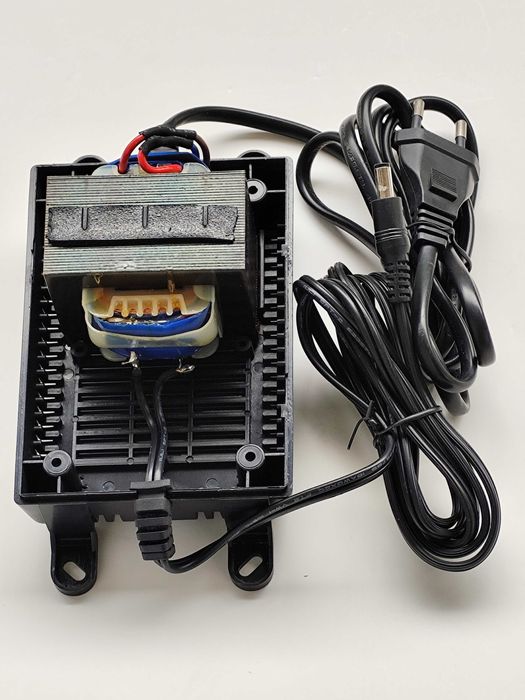 Fonte de Alimentação (Transformador) AC/AC 24V/2A (48VA) com caixa