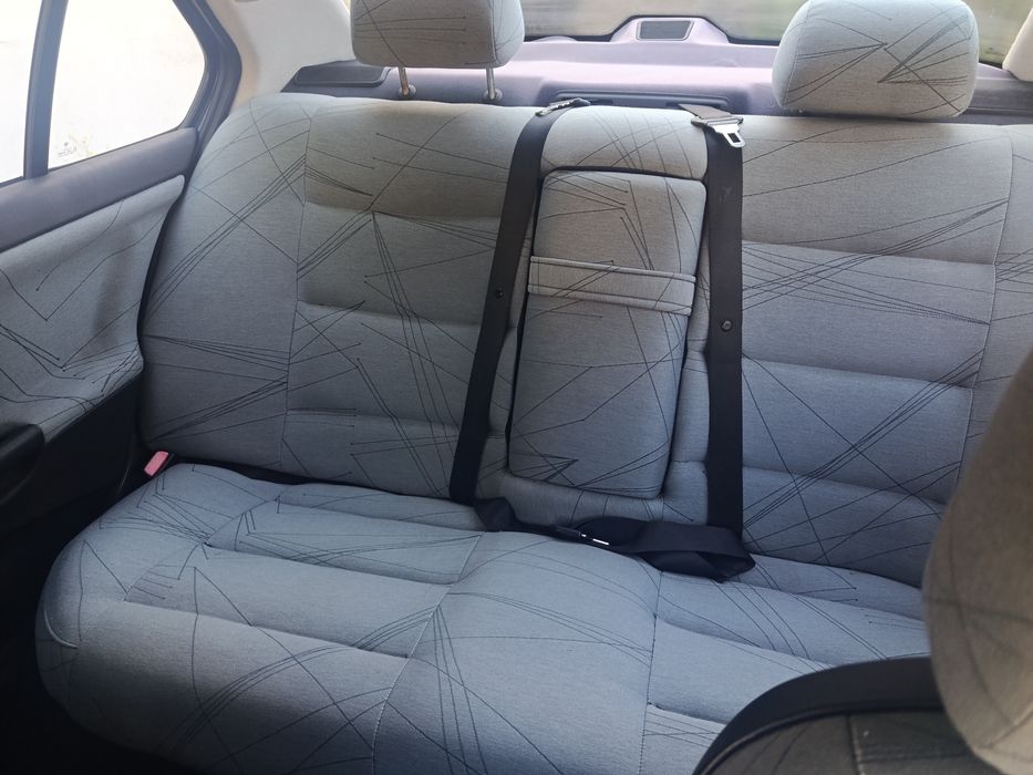 Carro BMW 318  €500