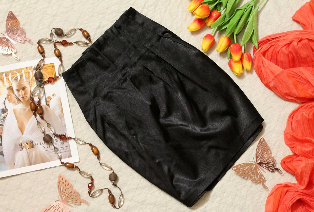 Gina Tricot Czarna Spódniczka Mini Ołówek Marszczona Tulipan XS/M