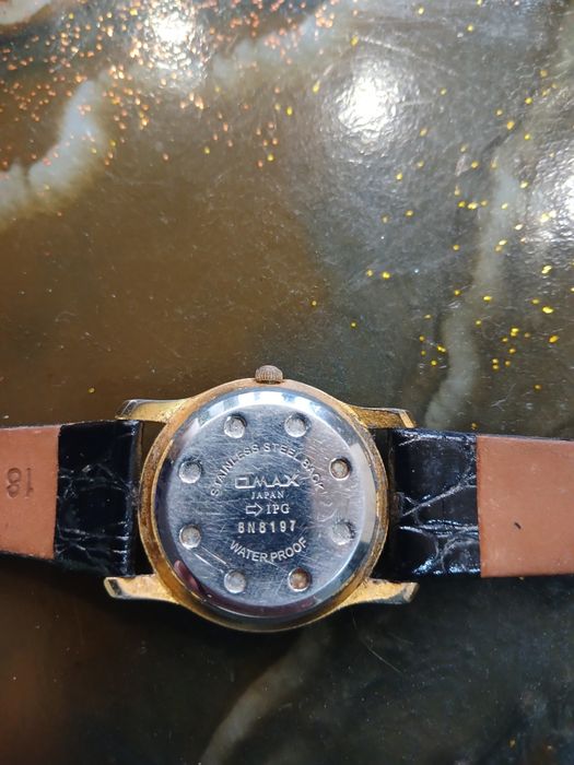 Винтажные часы Омакс