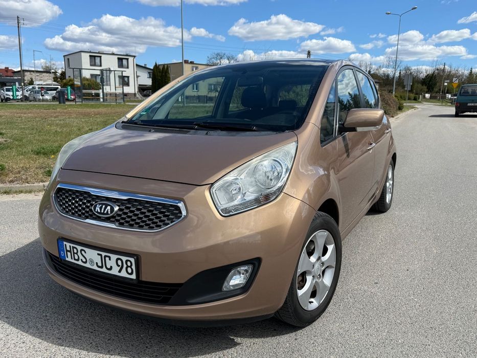 Kia Venga Zadbana Venga 1.6Benz. 124KM Grzane Fotele Parktroniki Klimatron Hak