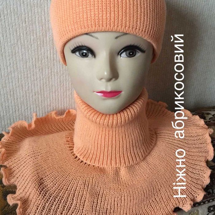 Манішка і пов'язка в'язані, комплект.