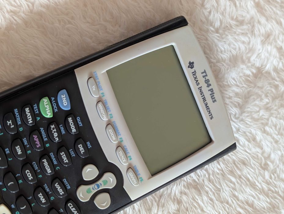 Calculadora Gráfica Texas Instruments TI-84 Plus