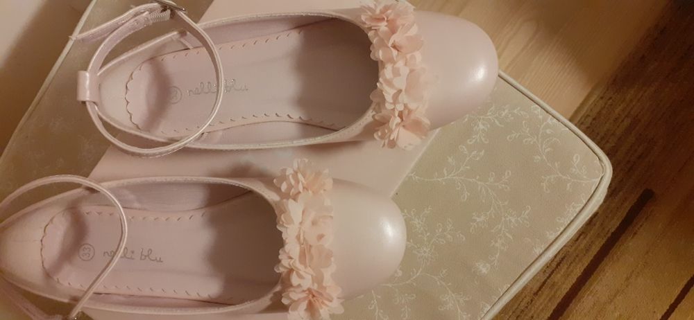 Pantofelki balerinki roz.33