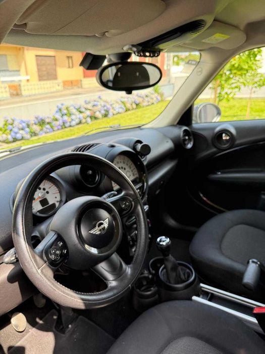 MINI Countryman R60 Cooper D 1600cm³ de 2013 - Excelente Estado