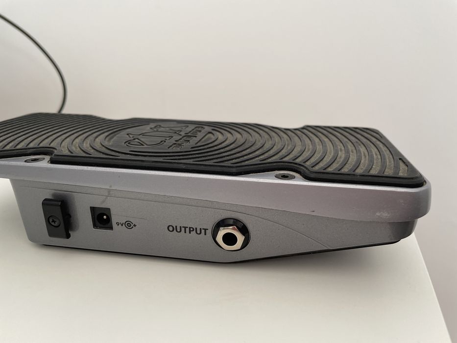 Pedal Electro-harmonix Crying Tone64730069035779123