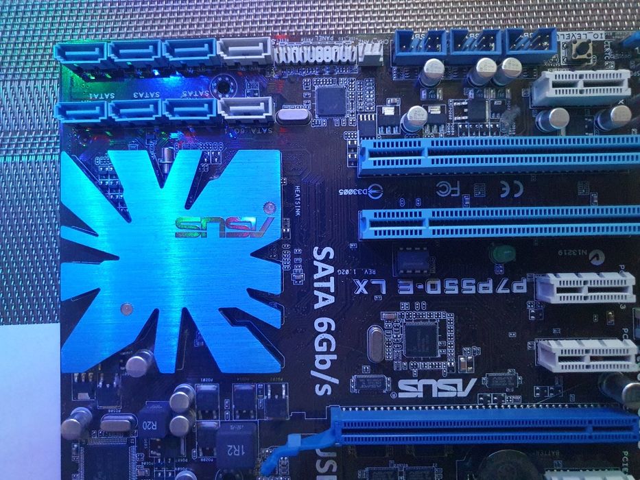 Материнська плата Asus p7p55d-e lx+intel core i3 550