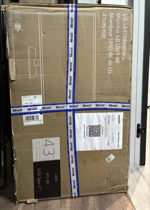 Монитор LG UHD 4K 43UN700