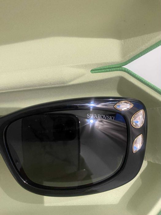 nowe oryginalne Okulary przeciwsłoneczne czarne Swarovski prostokątne
