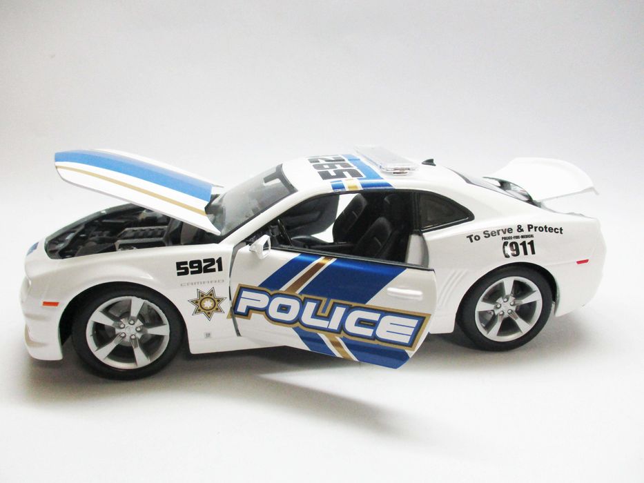 Miniaturas - CHEVROLET Camaro SS RS 2010