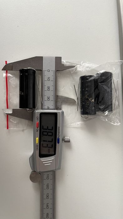 Kondensatory 47uF 350V F&T osiowe - 3 sztuki