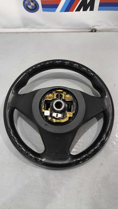 Volante BMW Serie 5/6 (E60/E61/E63/E64) Pack M (Chave de Lamina/Fase 1)