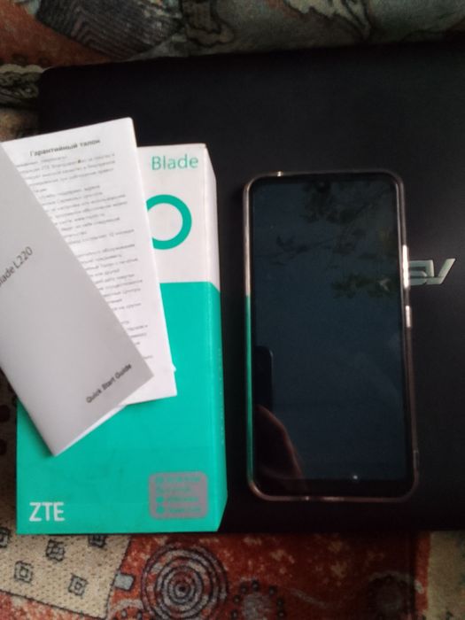 Телефон ZTE blade l220