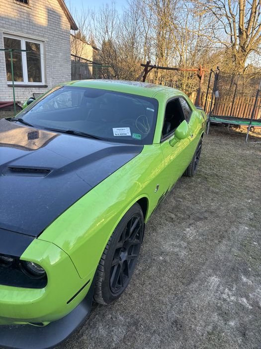 Dodge Challenger R/T Scat Pack 6.4 492KM
