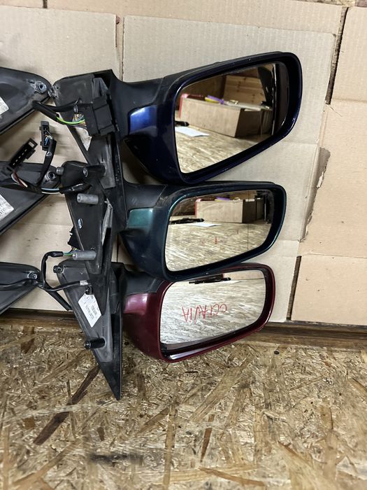 Бокове бічне дзеркало праве ліве Шкода Октавія Тур Skoda Octavia Tour