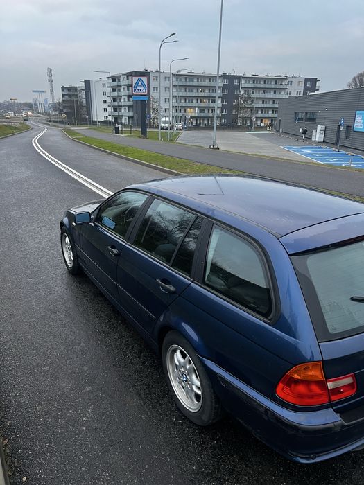 ( TEZ ZAMENIE ) BMW seria 3 e46 touring  diesel automat polift OC PT