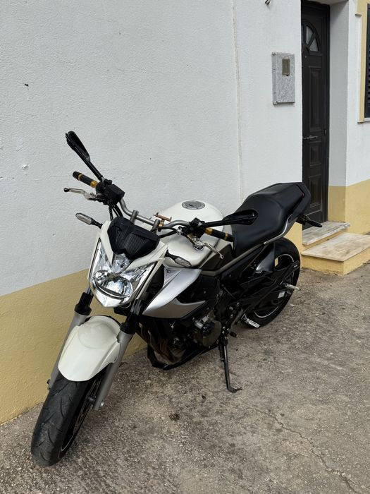 Yamaha XJ6 600 – 2010 – Excelente Estado – Pronta a Andar