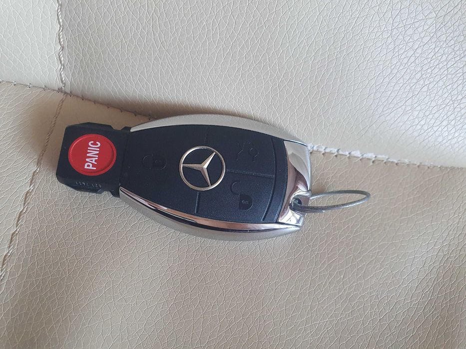 Ключ від Mercedes Benz S W221 оригінал стан