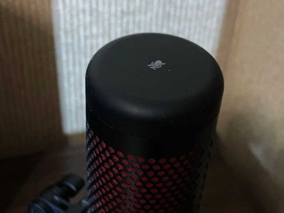 Игровой конденсаторный USB-микрофон HyperX QuadCast