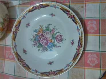 Terrina com prato424182421935902721