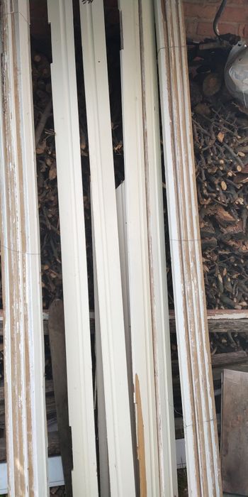 Двері двостворчаті