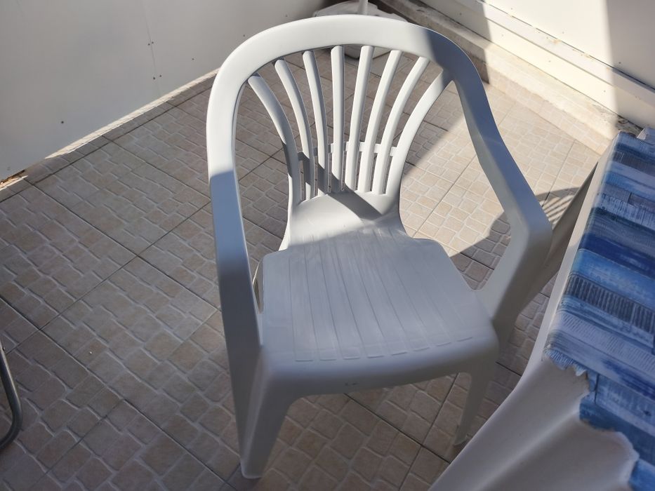 Mesa e cadeiras exterior