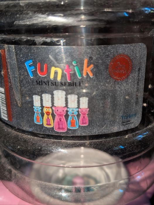 Кулер для води дитячий