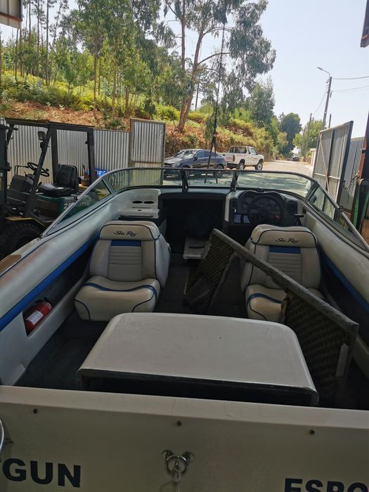 Barco Sea Ray 21 pés