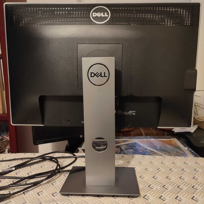 Monitor Dell oryginalny U2412M 24 cale 24'' REZERWACJA DO 2.01